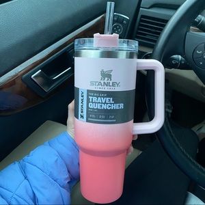 Stanley Adventure Quencher 40 Ounce Ombre Pink